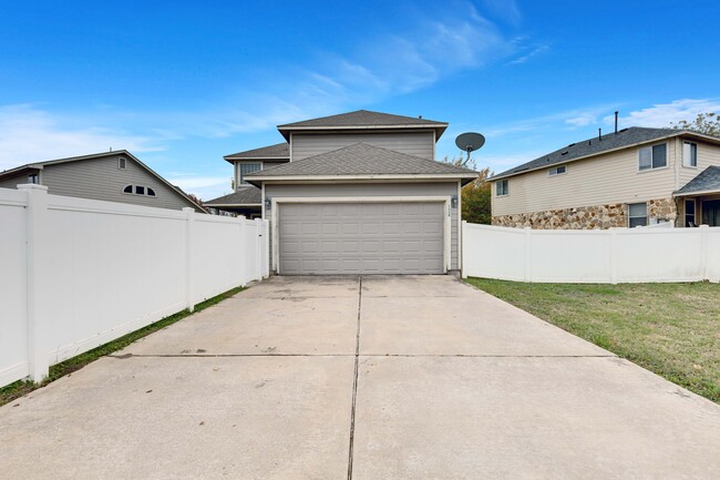 Building Photo - 124 Joshua Tree Cir