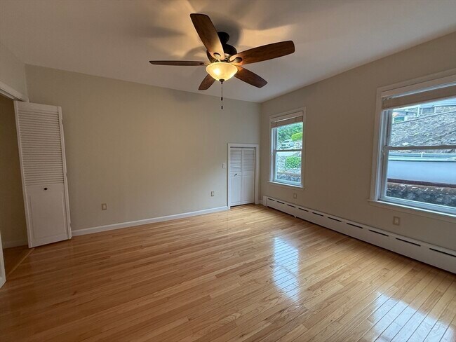 Building Photo - 3 Cedar Hill Terrace