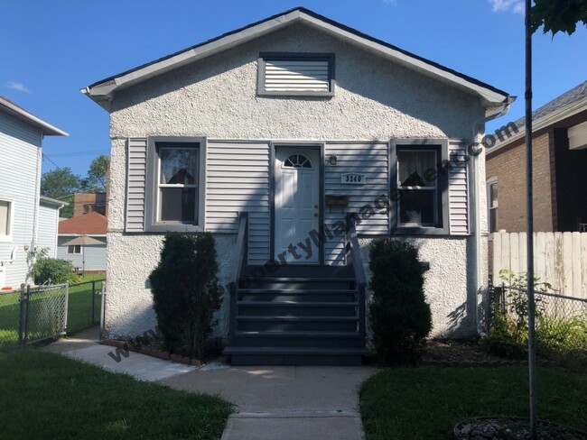 Primary Photo - 3240 W 64th Pl