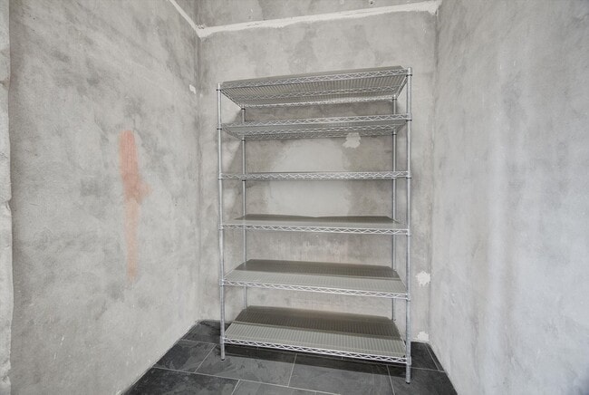 Building Photo - 2206 The Strand