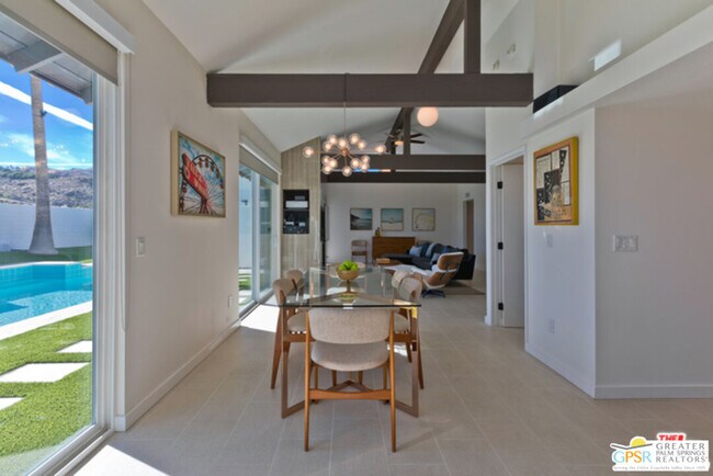 Building Photo - 3545 Ridgeview Cir S