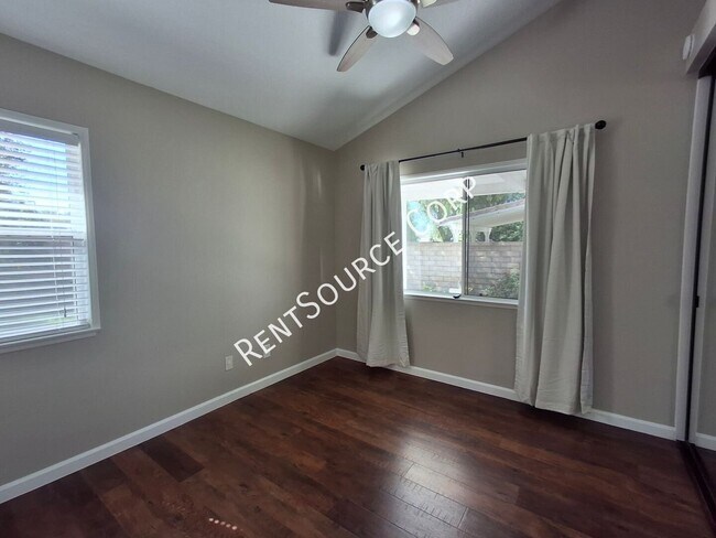 Building Photo - 23910 Clayton Ct