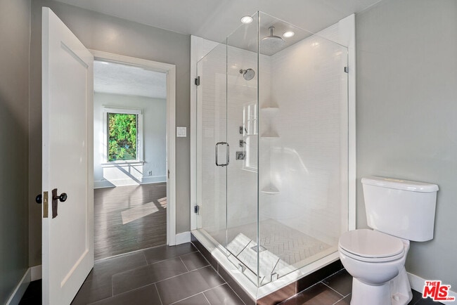 Building Photo - 4920 Marathon St