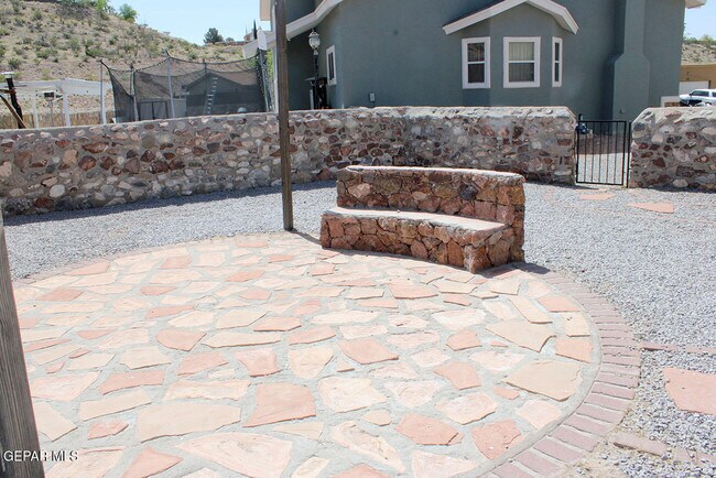 Building Photo - 1458 Senda Del Sol Ln