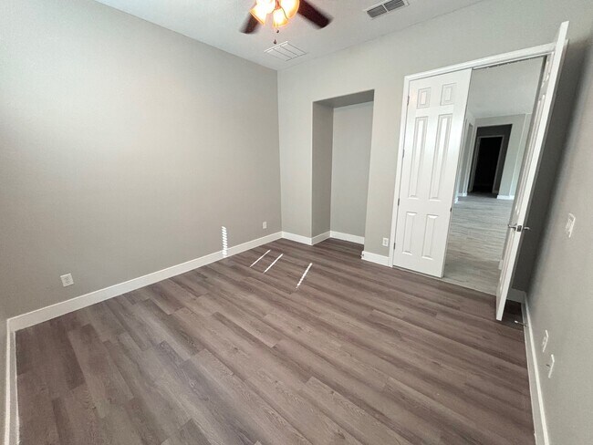 Office - 3497 E Loma Vista St