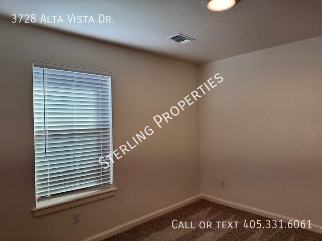 Building Photo - 3728 Alta Vis Dr