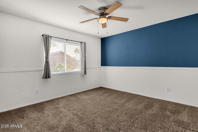 Building Photo - 822 N Naples Dr