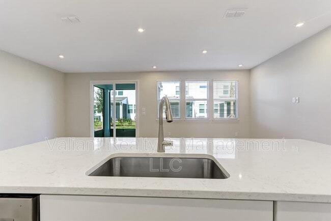 Building Photo - 14167 Pier Ln