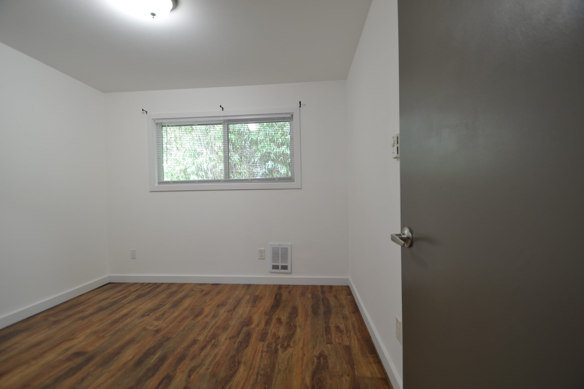 Building Photo - 3017 NE 140th St