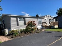 Building Photo - 1447 Rochester St