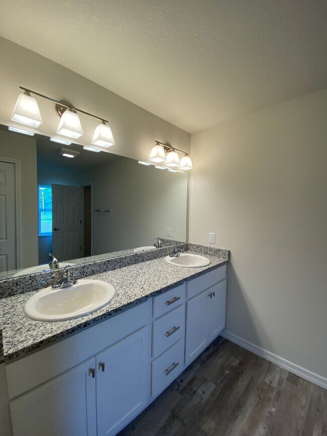 Building Photo - 5272 SW 129th Pl