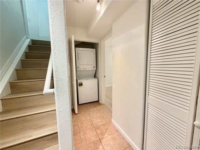 Building Photo - 714 E 18th Ave