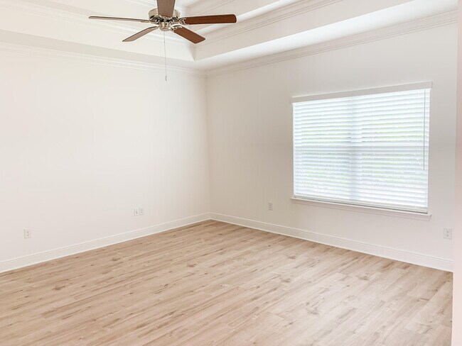 Building Photo - 115 Emarie Grey Cir