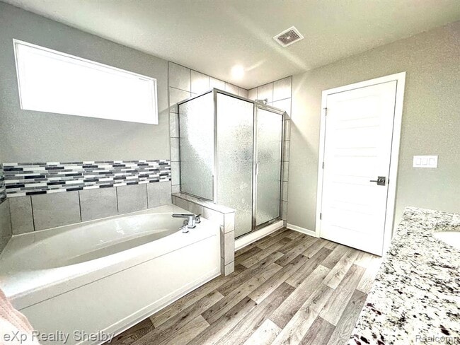 Building Photo - 49477 Hummel Dr