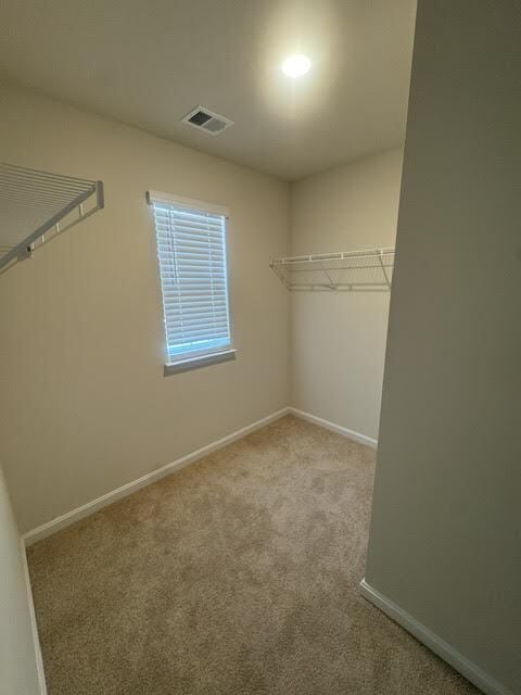Building Photo - Spacious 5-Bedroom Home with Finished Basement on Corner Lot in Stephens City