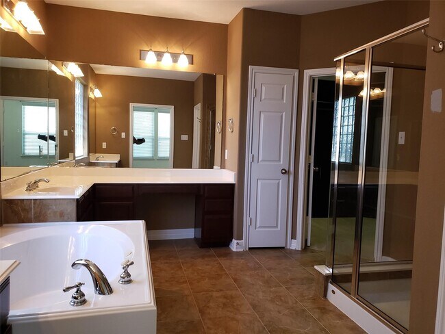 Building Photo - 3607 Cat Springs Ln