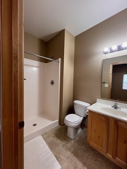 Master Bath - 1275 Alexander Way
