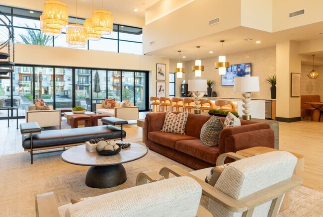 Clubhouse - The One at Signal Butte