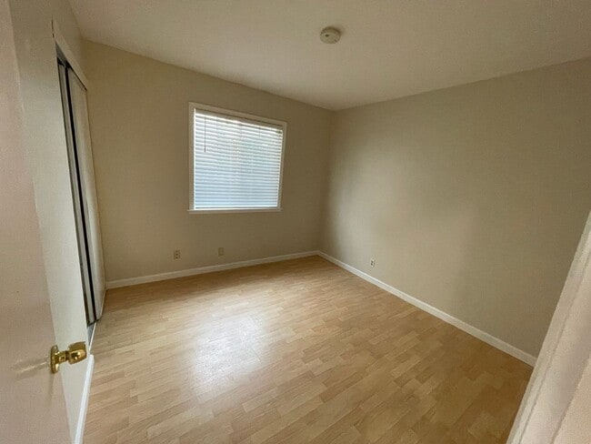 Building Photo - $3990 / GORGEOUS 4 BEDROOM SINGLE STORY HOME IN CABRILLO AREA OF NORTH FREMONT