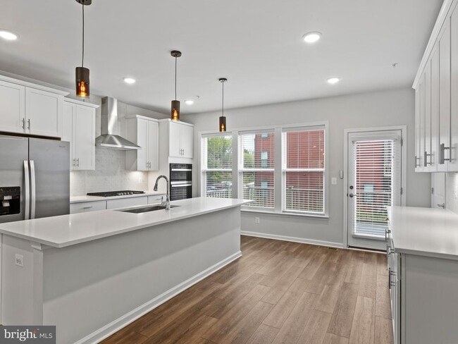 Building Photo - 305 Backwater Wy