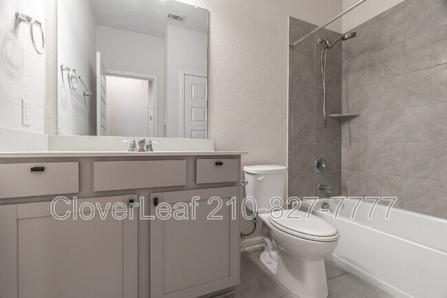 Building Photo - 12926 Mayowa St