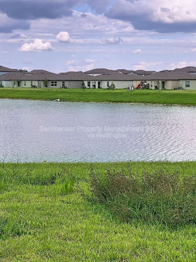 Building Photo - 8844 Bay Leaf Dr
