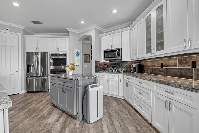 Building Photo - 1436 Stonehaven Estates Dr