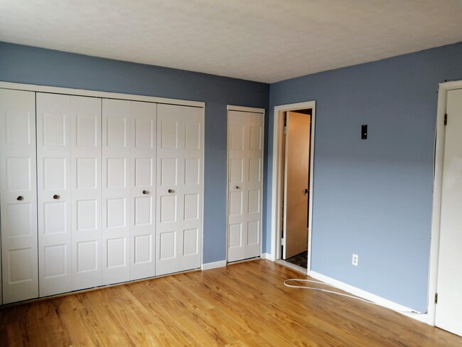 Building Photo - 515 Eastbrooke Ln