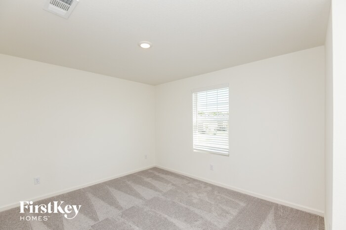 Building Photo - 8361 Stovepipe Dr