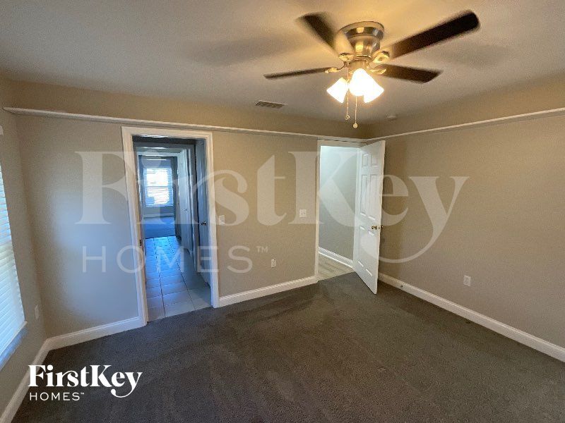 Building Photo - 26 The Village Blvd