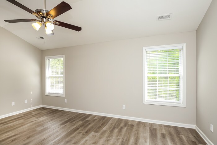 Building Photo - 3083 Grace Ct