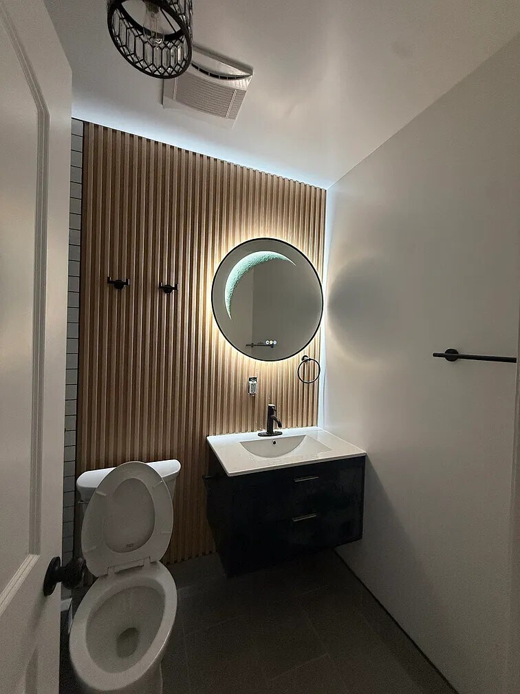 Building Photo - 3622 195th St