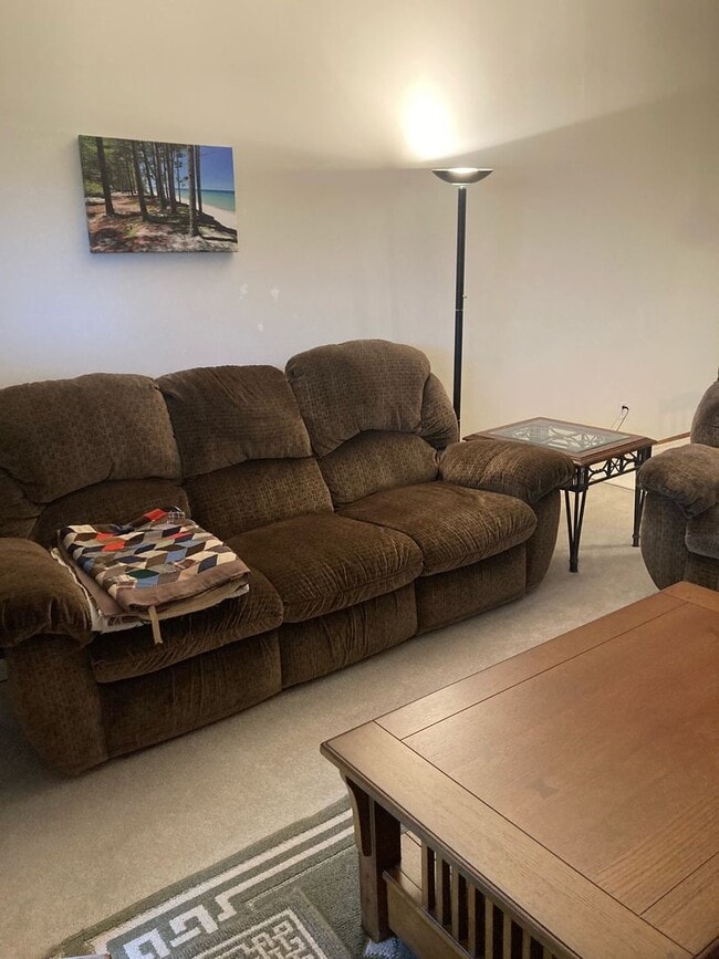 Building Photo - Two Bedroom Condo near St. Joes & EMU | Parking + Laundry