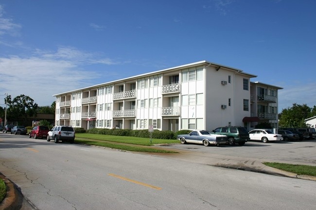 Primary Photo - Edgewood Place