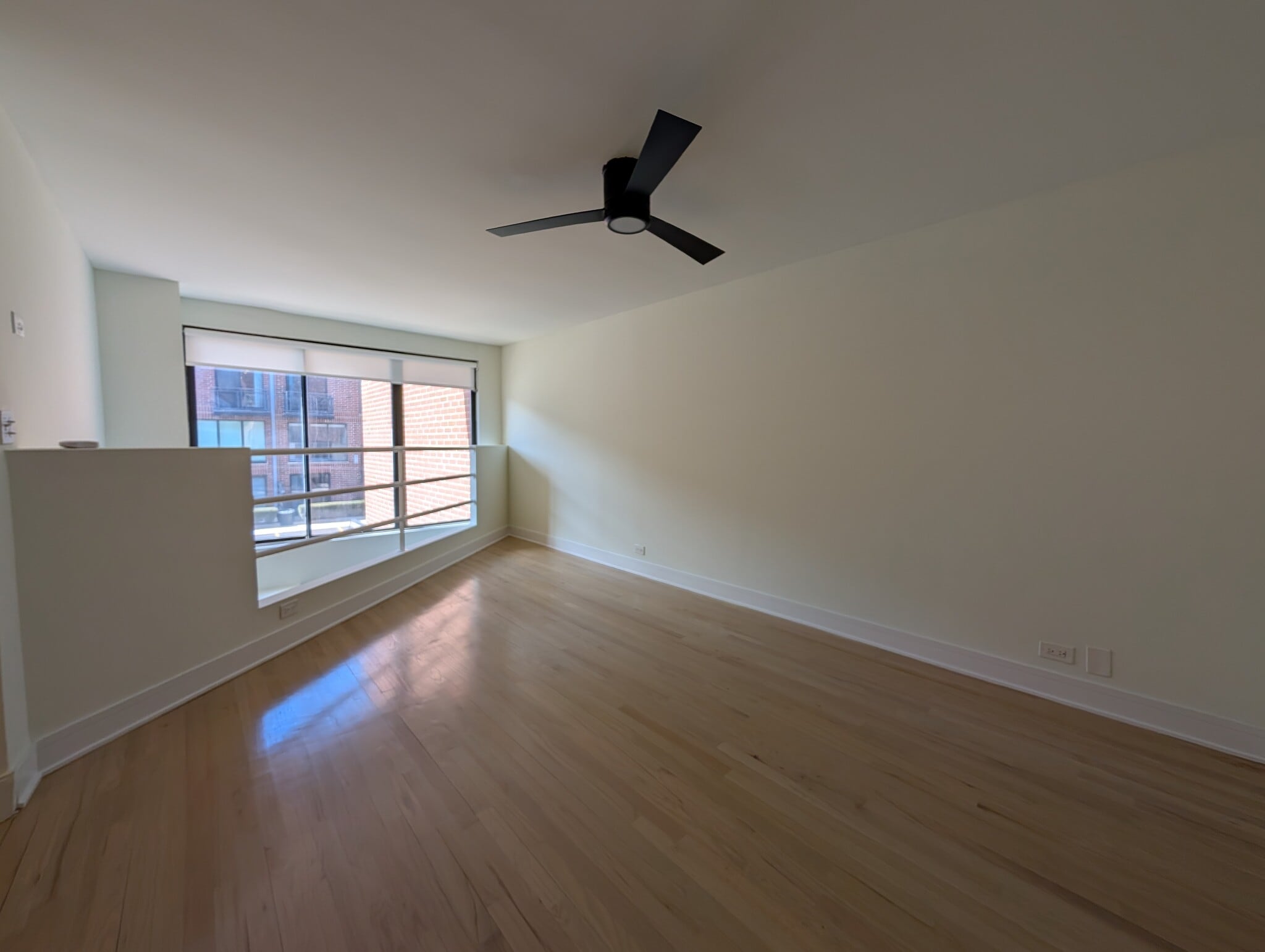 Building Photo - 932 W Grace St