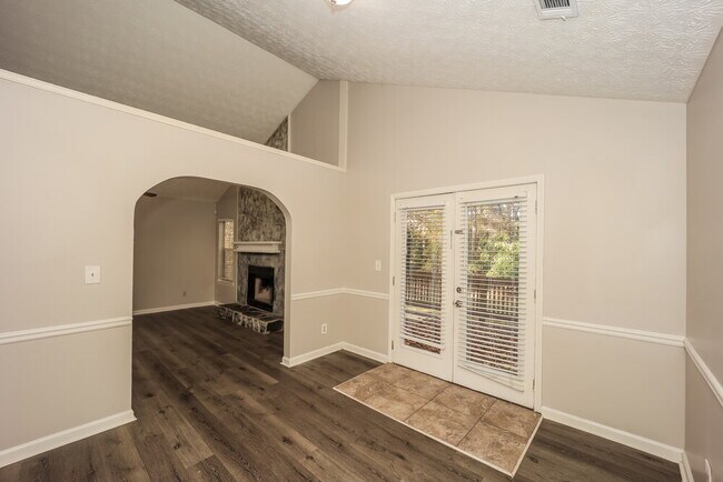 Building Photo - 1216 Gallatin Ct