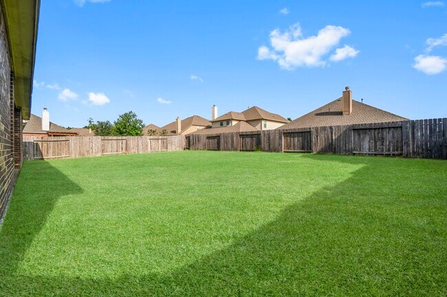 Building Photo - 1535 Heartwood Dr