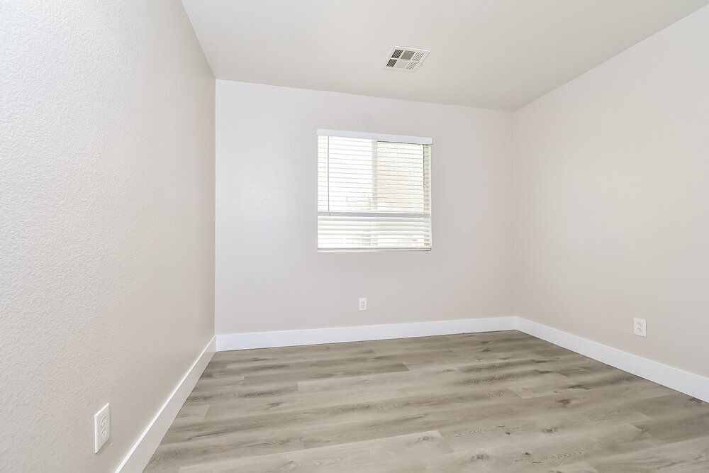 Building Photo - 3015 W Hammer Ln