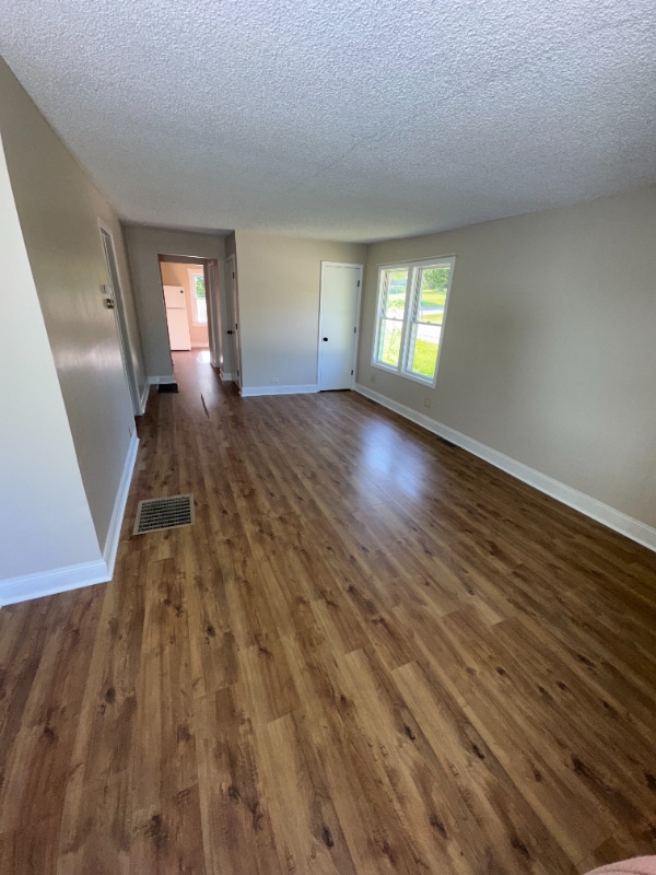 Building Photo - 30513 N Wilson Rd