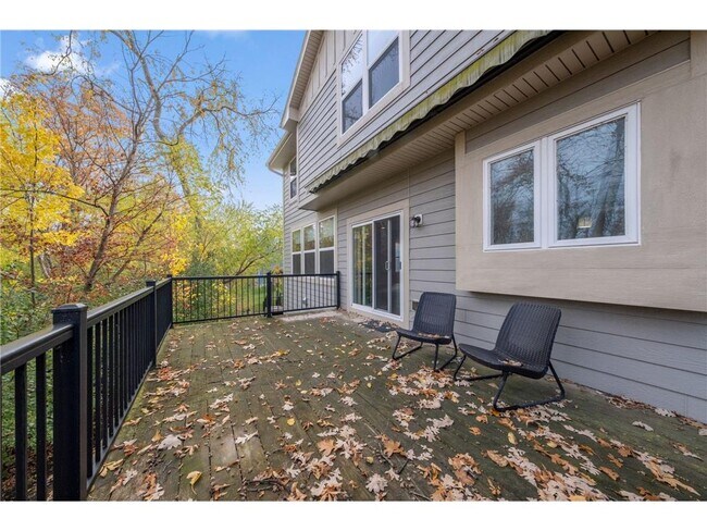 Building Photo - 16810 51st Pl N