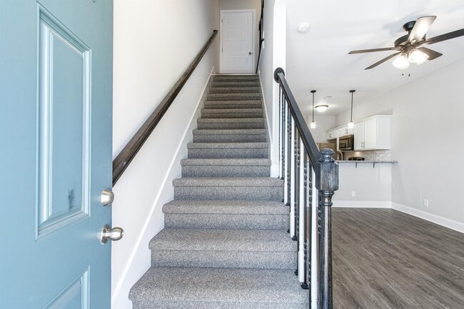 Building Photo - 215 Notgrass Rd