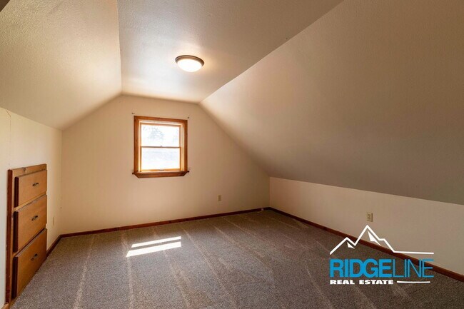 Building Photo - 1211 7th Ave N