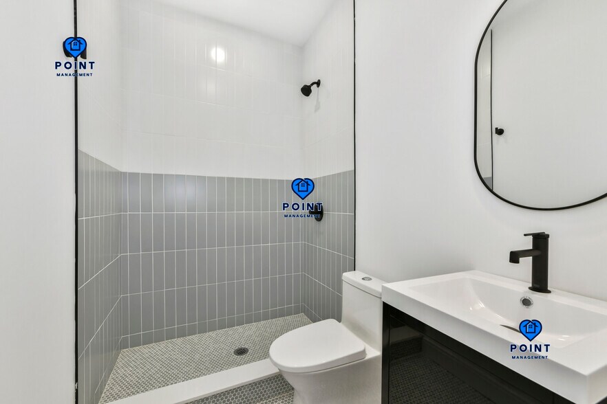 Building Photo - 86 Chelsea St