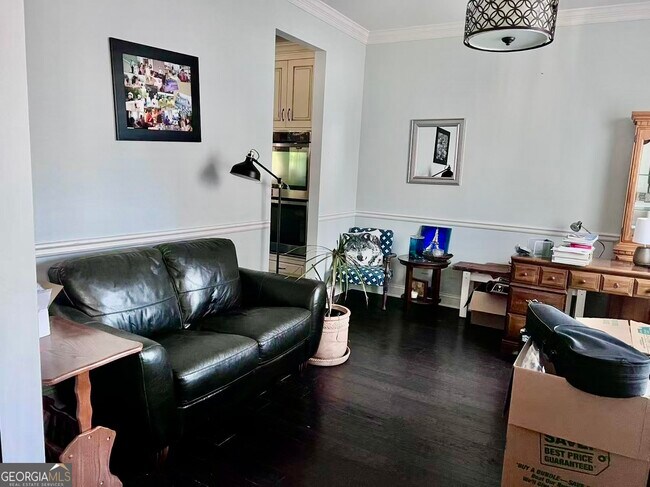 Building Photo - 303 Evesham Ave