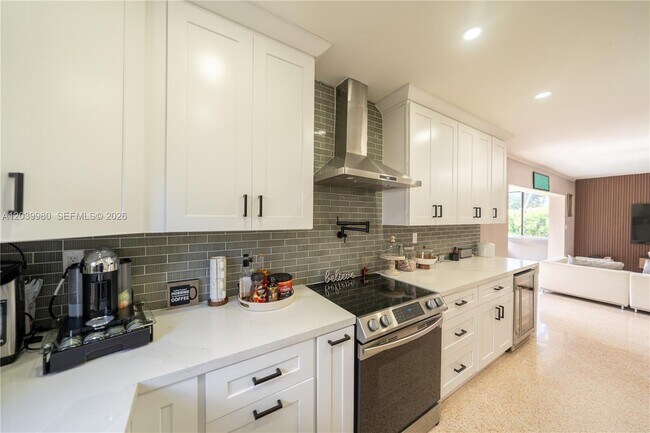 Building Photo - 17901 SW 92nd Ct