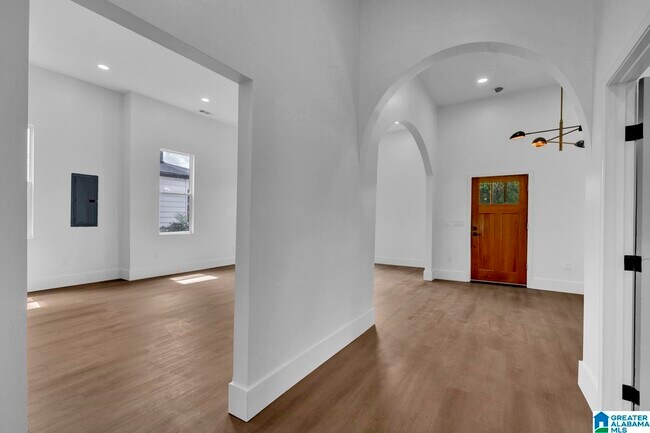 Building Photo - 5009 2nd Ave N