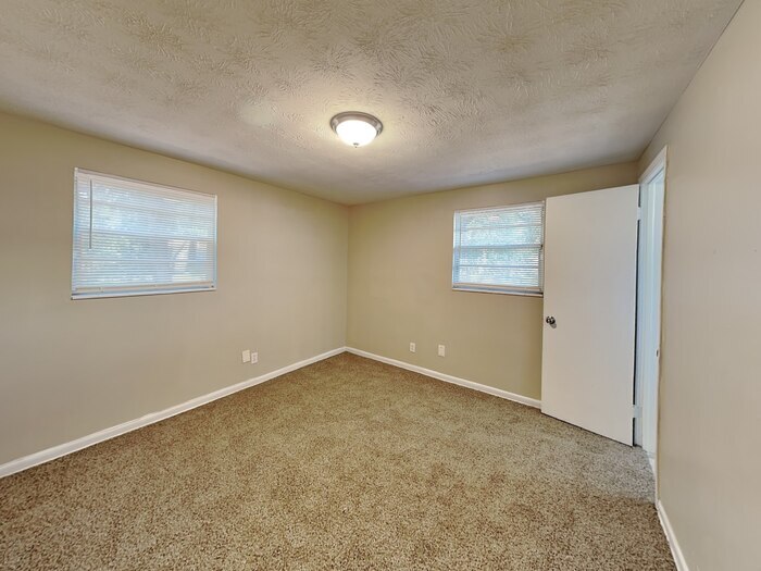 Building Photo - 7536 Patrice Ct