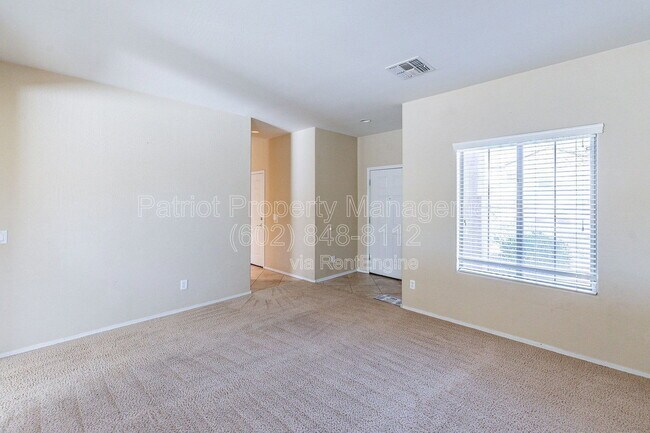 Building Photo - 26043 W Potter Dr