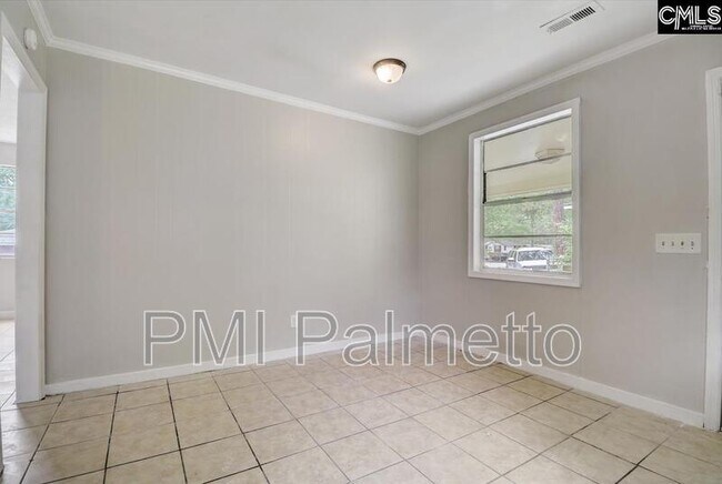 Building Photo - 329 Saddlefield Rd
