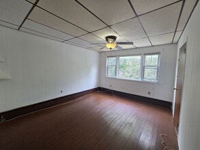Building Photo - 293 Burgess Pl
